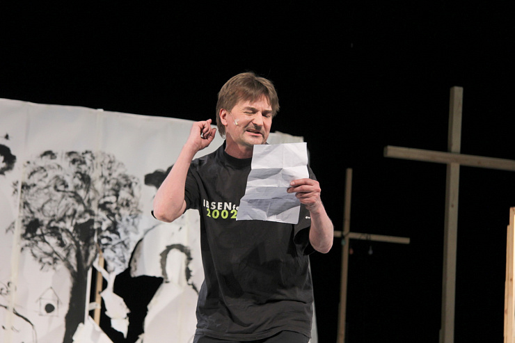 Юрий Бутусов репетирует Гоголя в «Сатириконе» - фотография